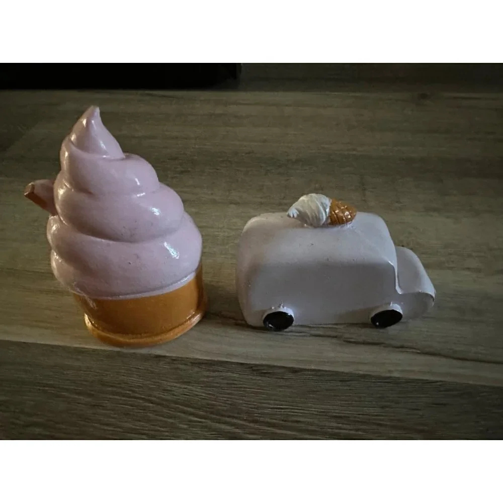 Ice cream Truck and Cone Fish Tank Accessories